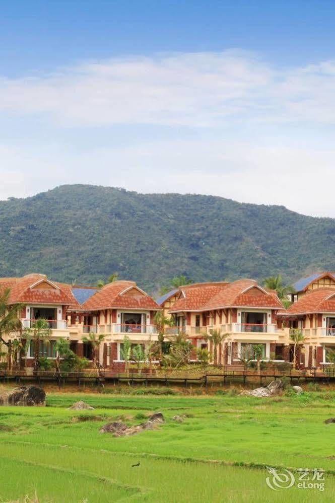Hainan Bulongsai Resort Hotel Баоцинь Экстерьер фото